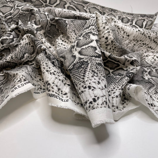 Winter Scales - Cotton Woven - White/Grey Animal Print - 1.65M Bundle