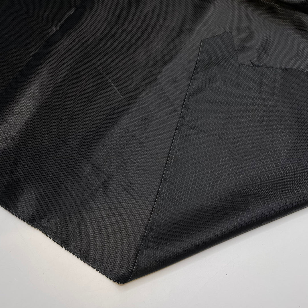 Like Day And - Poly Woven - Black Geometric - 1M Bundle