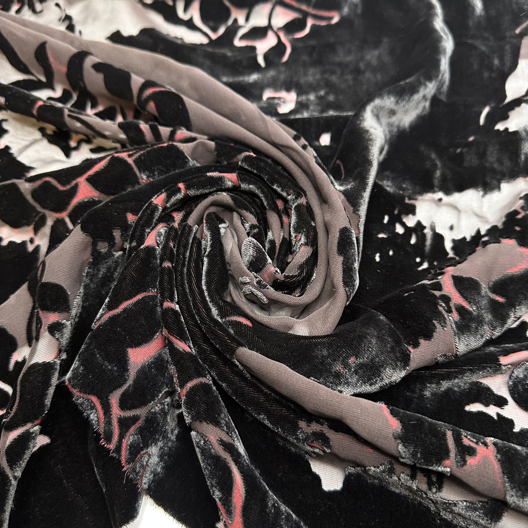 Kiss From A Rose - Burnout Velvet Silk Woven - Black/Red Floral - 1.1M Bundle