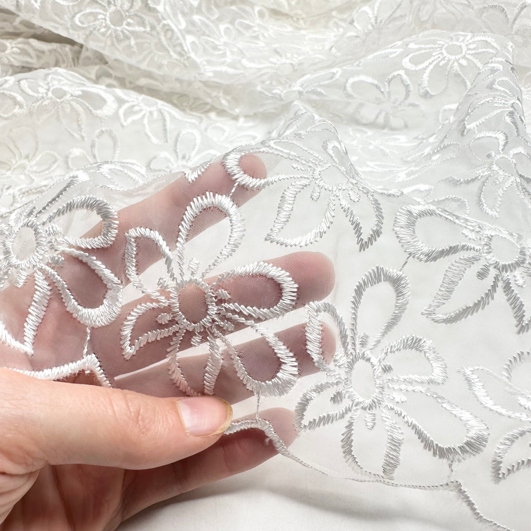 Not Ready For Snowdrops Yet - Embroidered Mesh Poly Woven - White/Transparent Floral - 1.9M Bundle