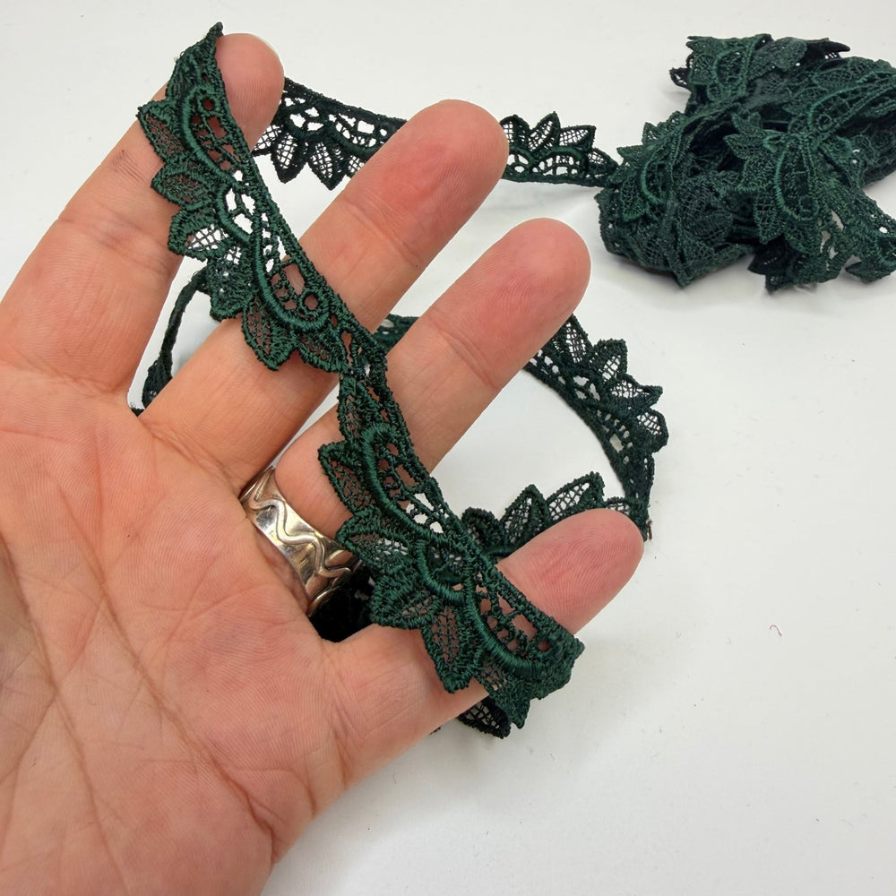 ⅝" (16mm) Vintage Scalloped Lace Trim - Dark Green - 3M Bundle - True Deadstock supplies Fabric by private - Sustainable Textile | FABCYCLE