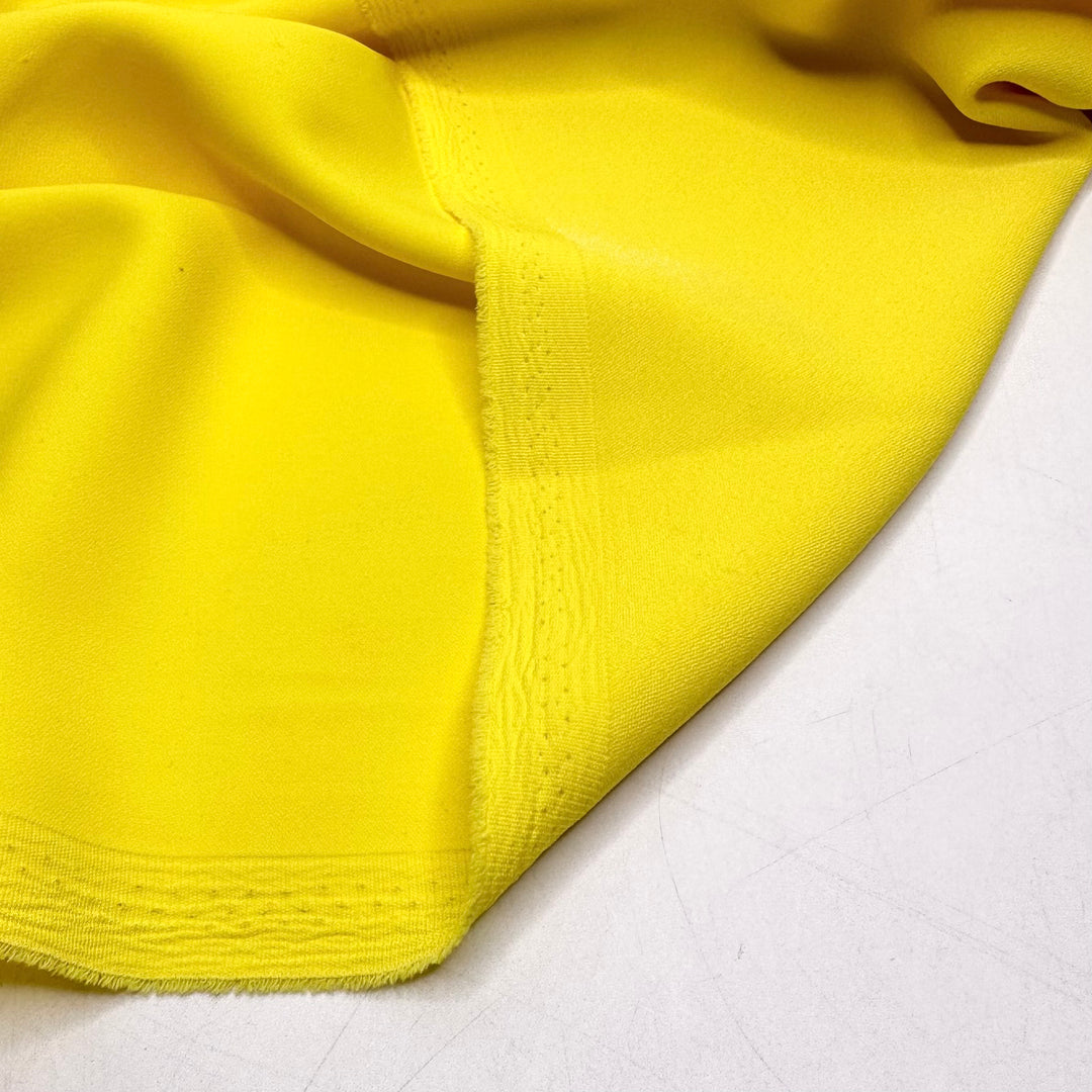 I Think I Saw A Tweety Bird - Crepe Poly Woven - Yellow - 1.4M Bundle