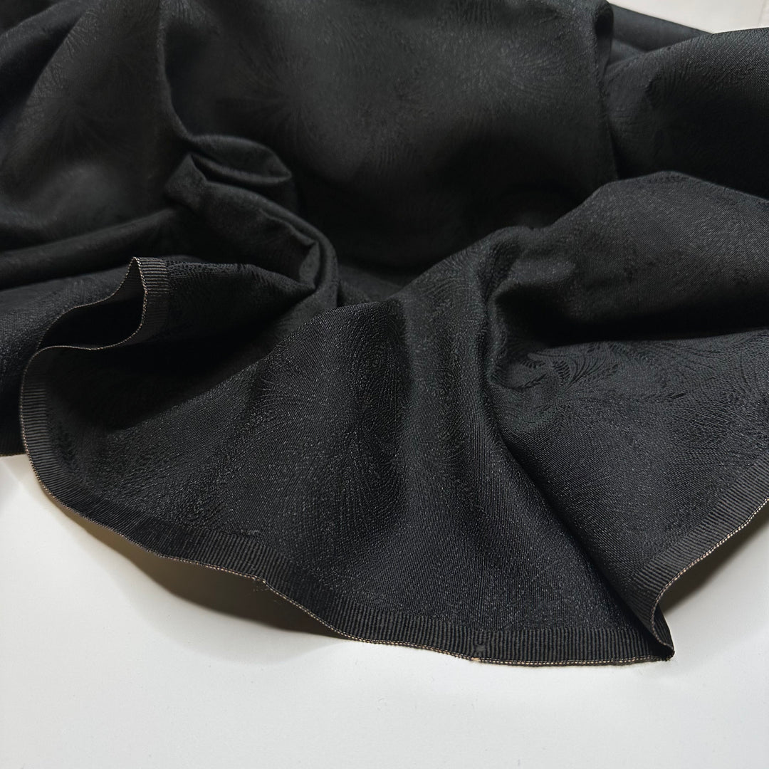 Party Of Fronds - Embossed Embossed Sateen Natural Blend Woven - Black Fern - 2.6M Bundle