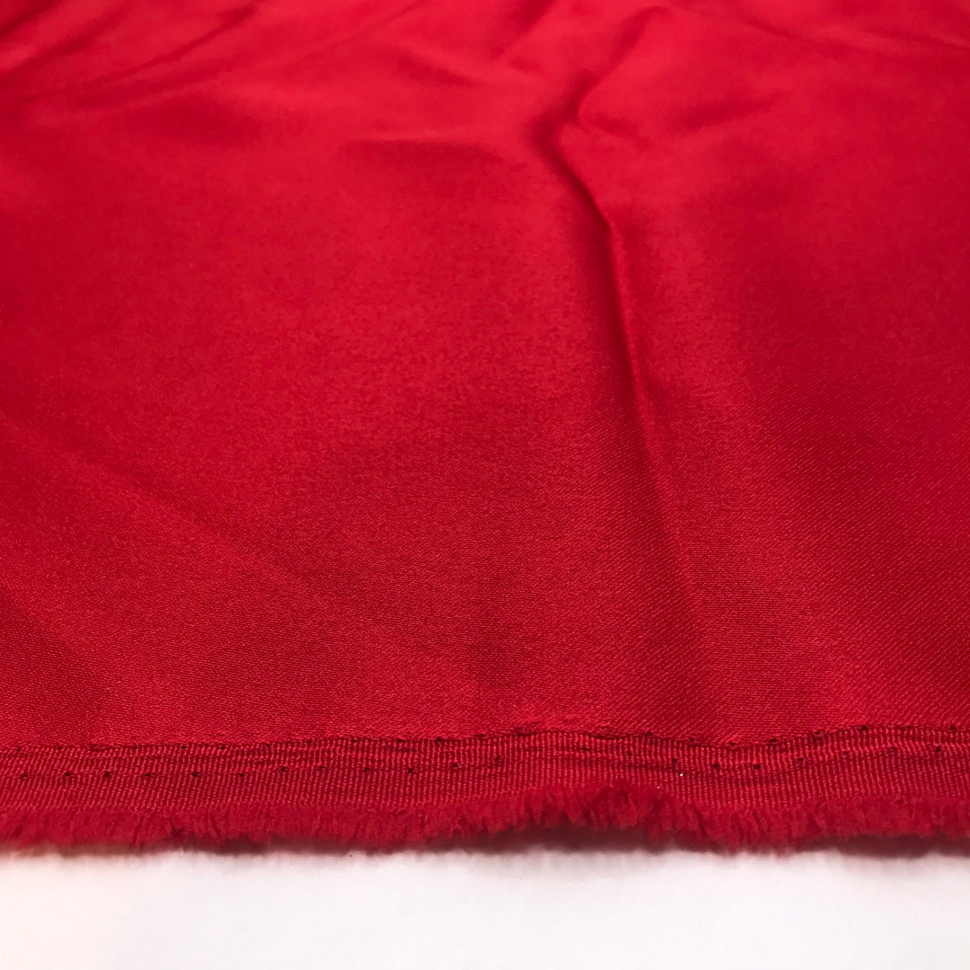Red Robin Tail Feathers - Poly Woven - Red - 1.5M Bundle