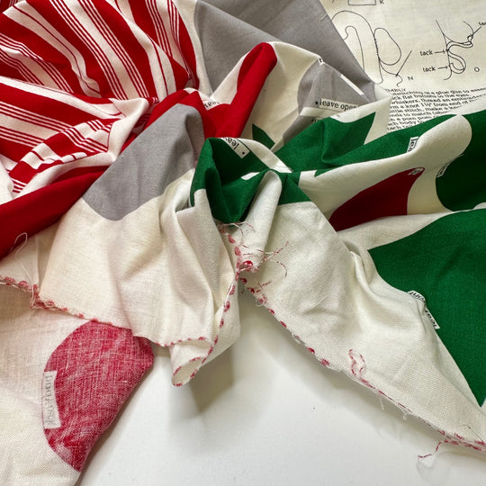 Cut And Sew Christmas Mouse - Cotton Woven - Multi Christmas Mouse - 0.9M Bundle