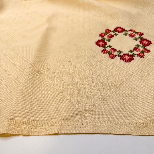 Flowers On The Shoreline - Embroidered Cotton Blend Woven - Light Beige Geometric - 2.25M Bundle