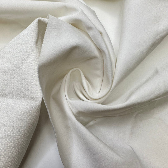 Snowboarding Down The Peaks - Water Resistant Soft Shell Poly/Nylon Woven - White - 1M Bundle