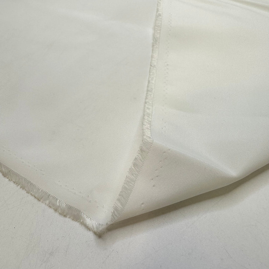 Going Skiing - Polyester Blend Woven - White - 2.3M Bundle