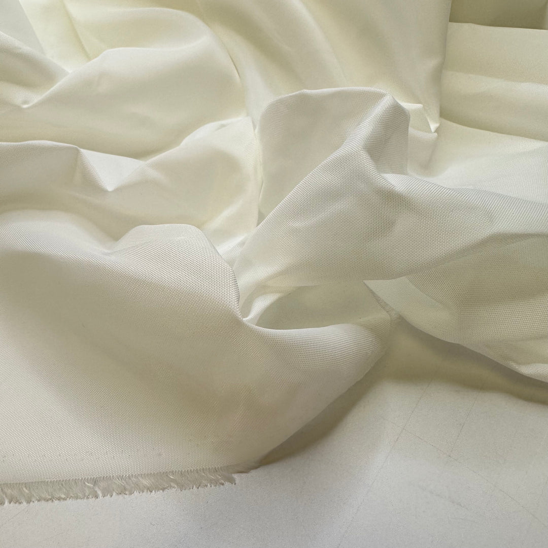 Going Skiing - Polyester Blend Woven - White - 2.3M Bundle