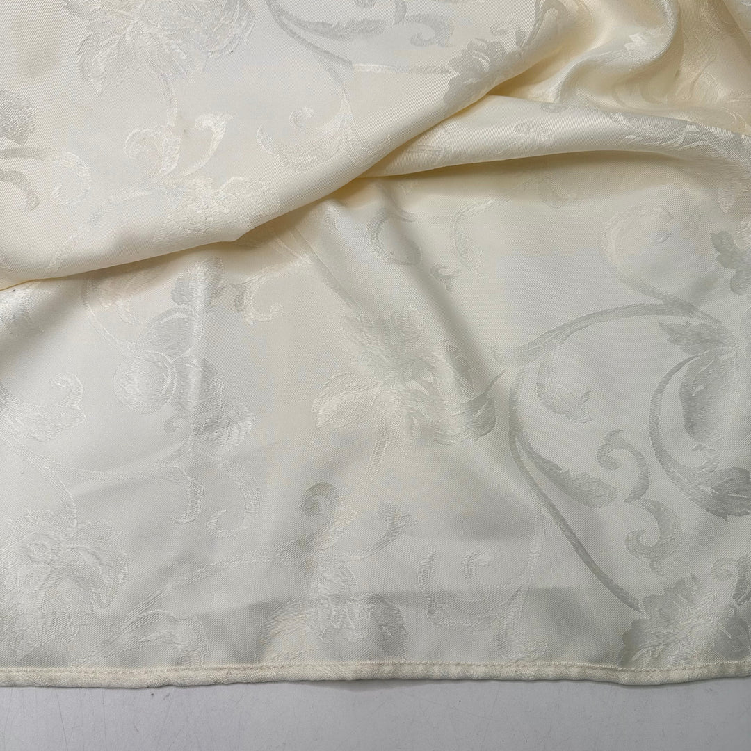 Polar Magic - Jacquard Poly Woven - Cream Paisley - 2.5M Bundle