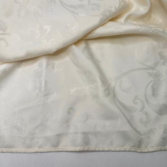 Polar Magic - Jacquard Poly Woven - Cream Paisley - 2.5M Bundle