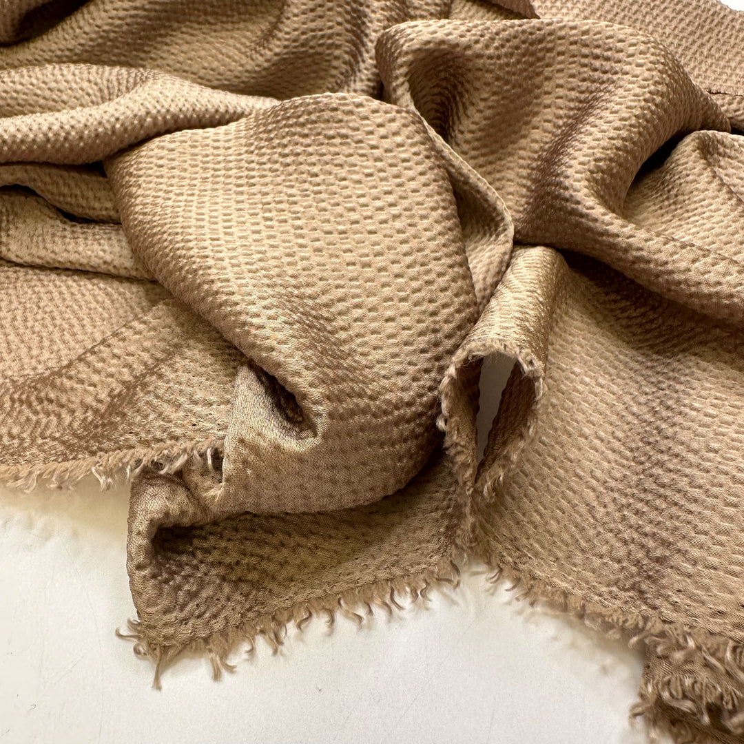 Hold The Ice - Waffle Effect Poly Woven - Light Beige/Brown - 4.6M Bundle