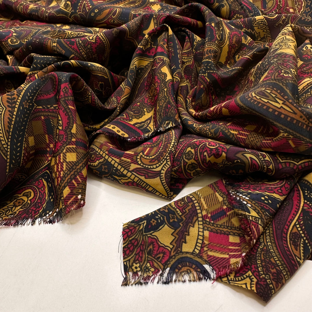Vintage Vignettes - Sateen Poly Woven - Multi Paisley - 2M Bundle