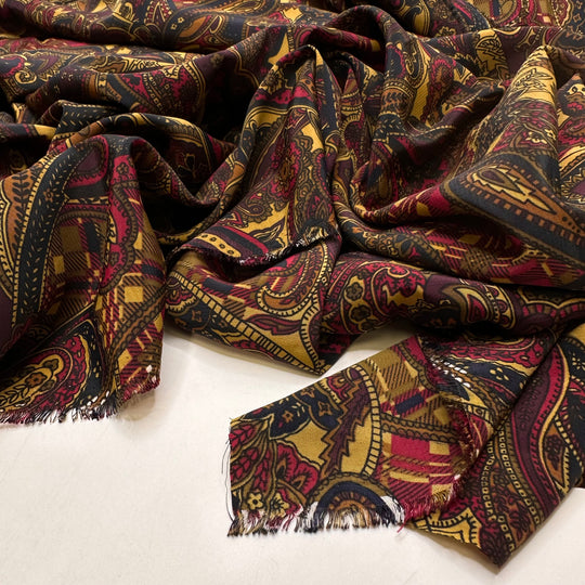Vintage Vignettes - Sateen Poly Woven - Multi Paisley - 2M Bundle