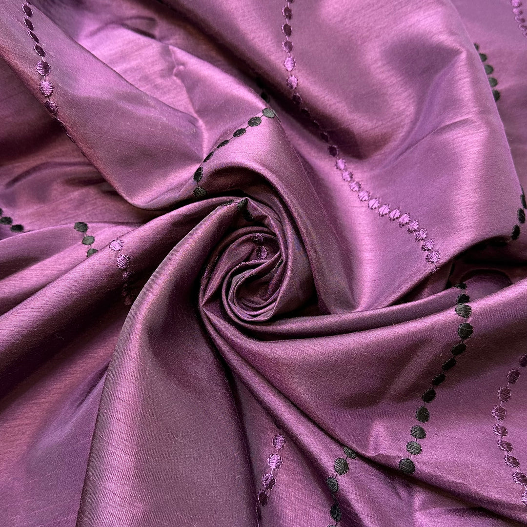 Buying Fashion Magazines - Vintage Polyester Blend Woven - Dark Purple/Black Geometric - 1M Bundle