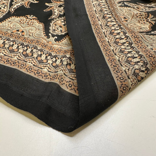 Painting Rocks To Hide In The Park - Synthetic Blend Woven - Grey Multi Paisley - 5M Bundle
