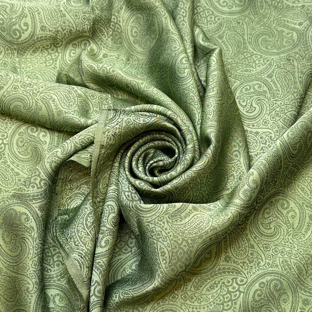 Dressing Up For A Picnic - Polyester Blend Woven - Light Green Paisley - 1.2M Bundle