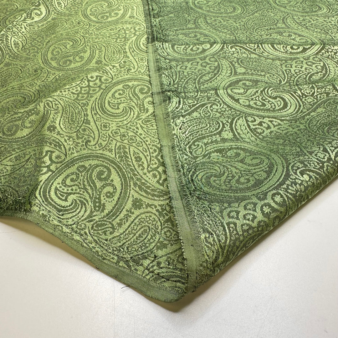 Dressing Up For A Picnic - Polyester Blend Woven - Light Green Paisley - 1.2M Bundle