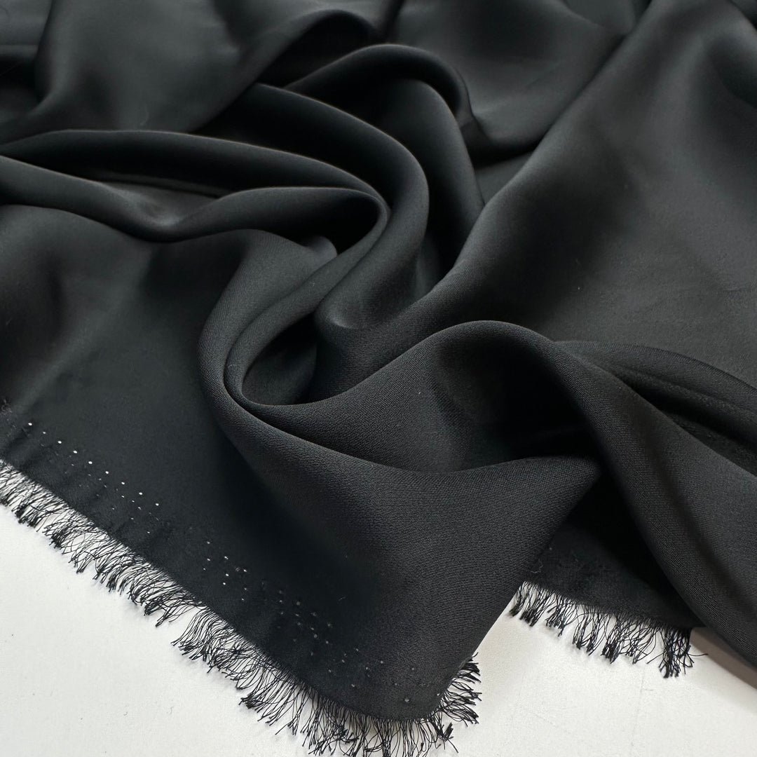 Luxury On A Pedestal - Crepe Poly Woven - Black - 0.7M Bundle