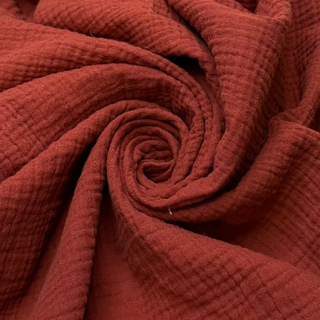 Leaves Changing Colors - Crinkle Natural Woven - Dark Red - 0.85M Bundle