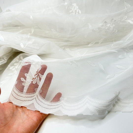 Hanging Out With Grandma - Embroidered Design Mesh Synthetic Woven - White Floral - 2.6M Bundle