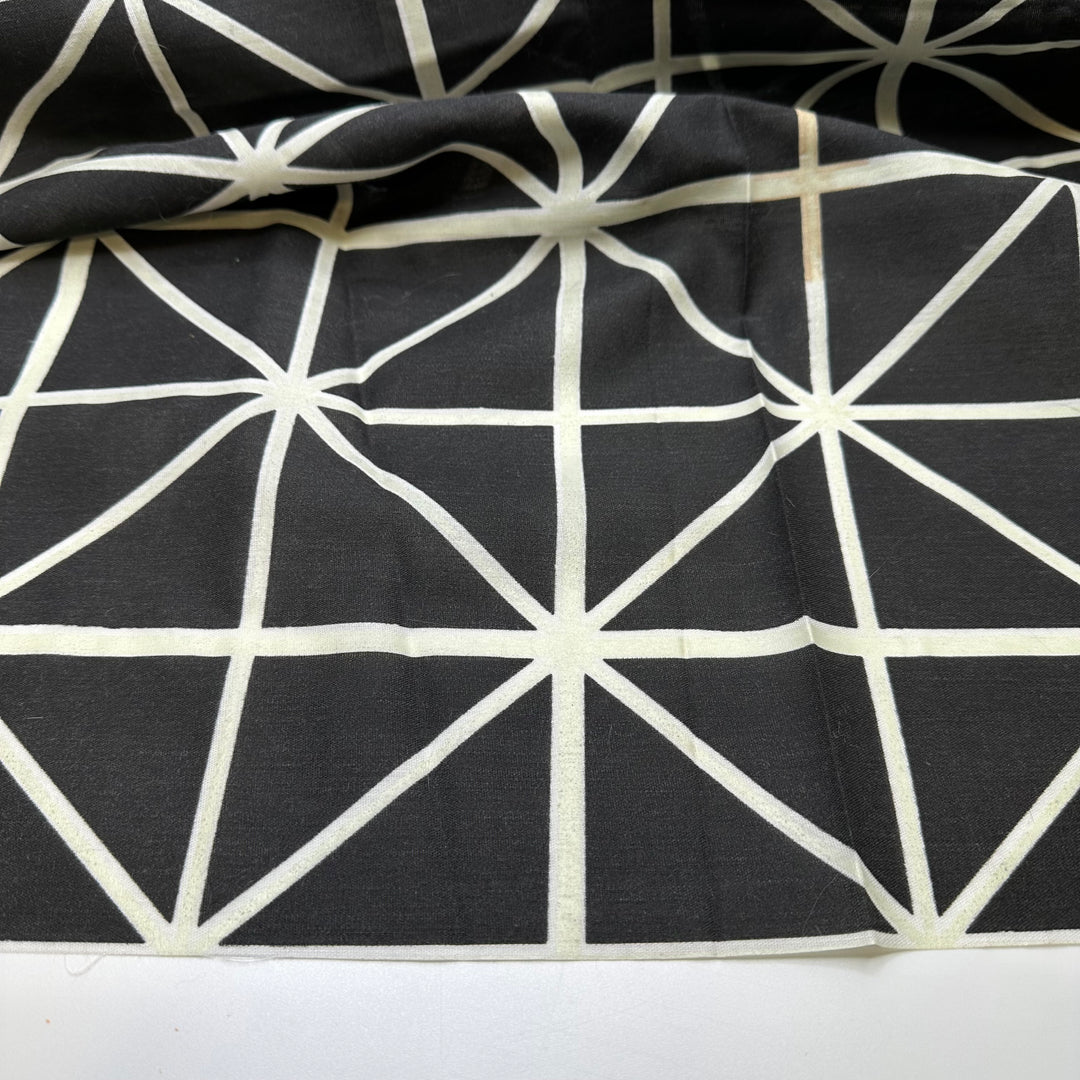 Hiding Things In The House - Poly Woven - Black/White Geometric - 1.4M Bundle