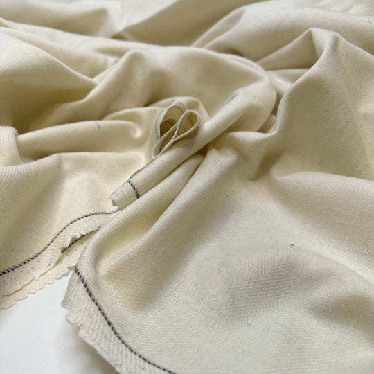 Gerbera Daisy - Crepe Wool Woven - Cream - 2.5M Bundle
