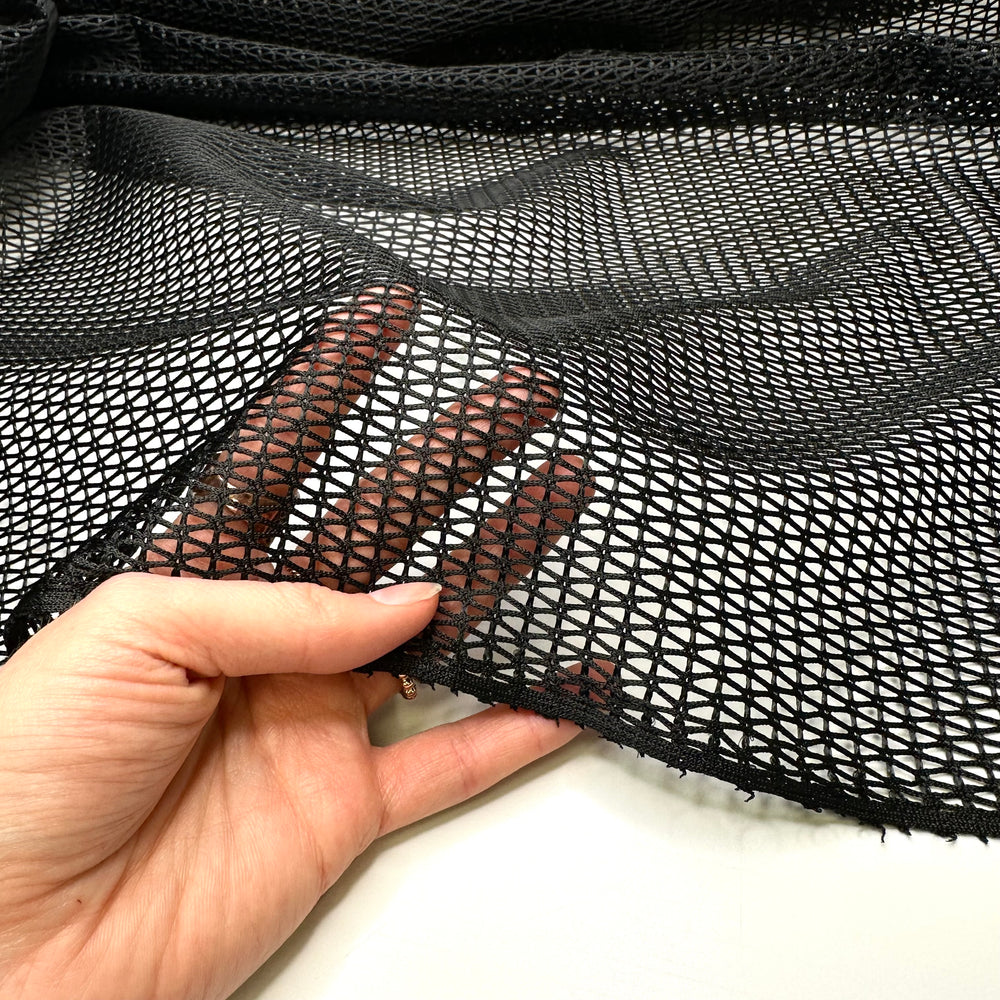 Holy Moly - Polyester Blend Woven - Black - 2M Bundle