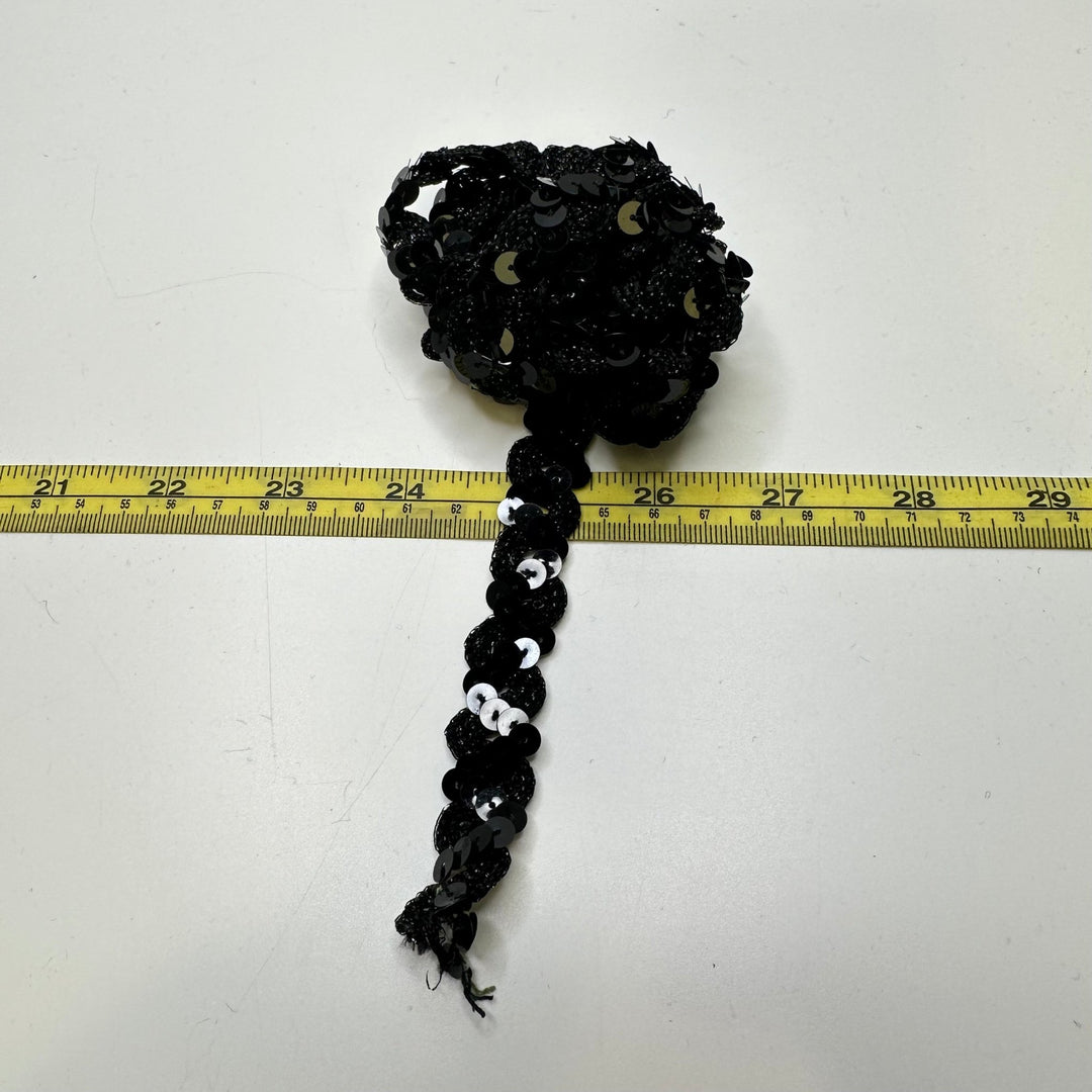 ¾" (19mm) Sequins Ricrac Trim - Black - 2M Bundle - True Deadstock supplies Fabric by private - Sustainable Textile | FABCYCLE