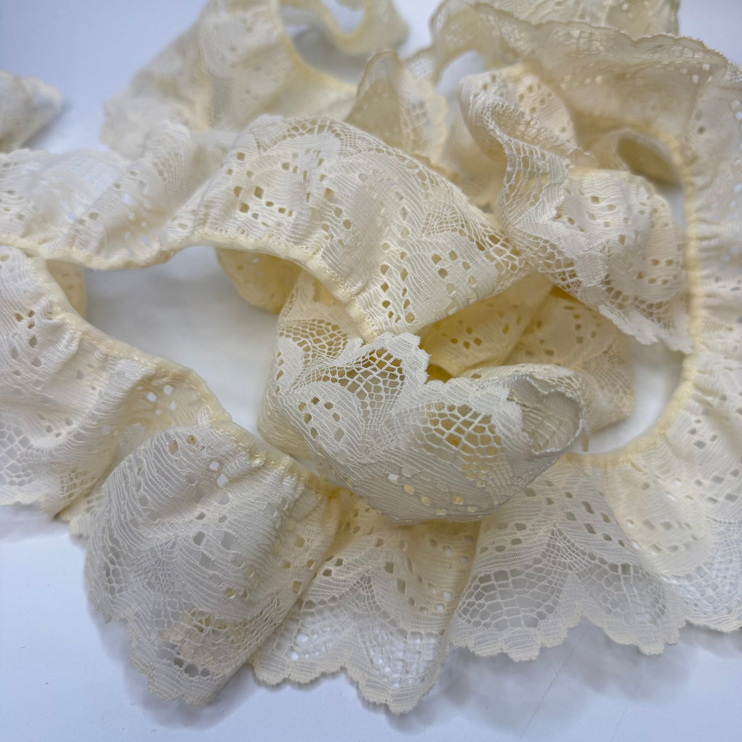 2 ½" (64mm) Vintage Ruffled Mesh Lace Trim - Cream - 3.5M Bundle - True Deadstock supplies Fabric by private - Sustainable Textile | FABCYCLE