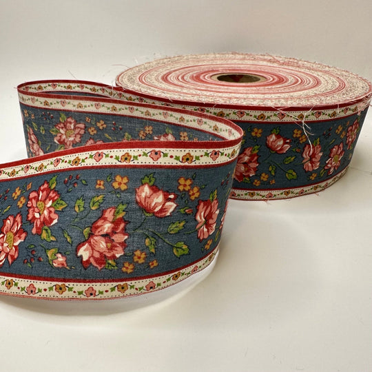 2 ½" (64mm) Vintage Tape Trim - Blue Multi - 1M - True Deadstock supplies Fabric by private - Sustainable Textile | FABCYCLE