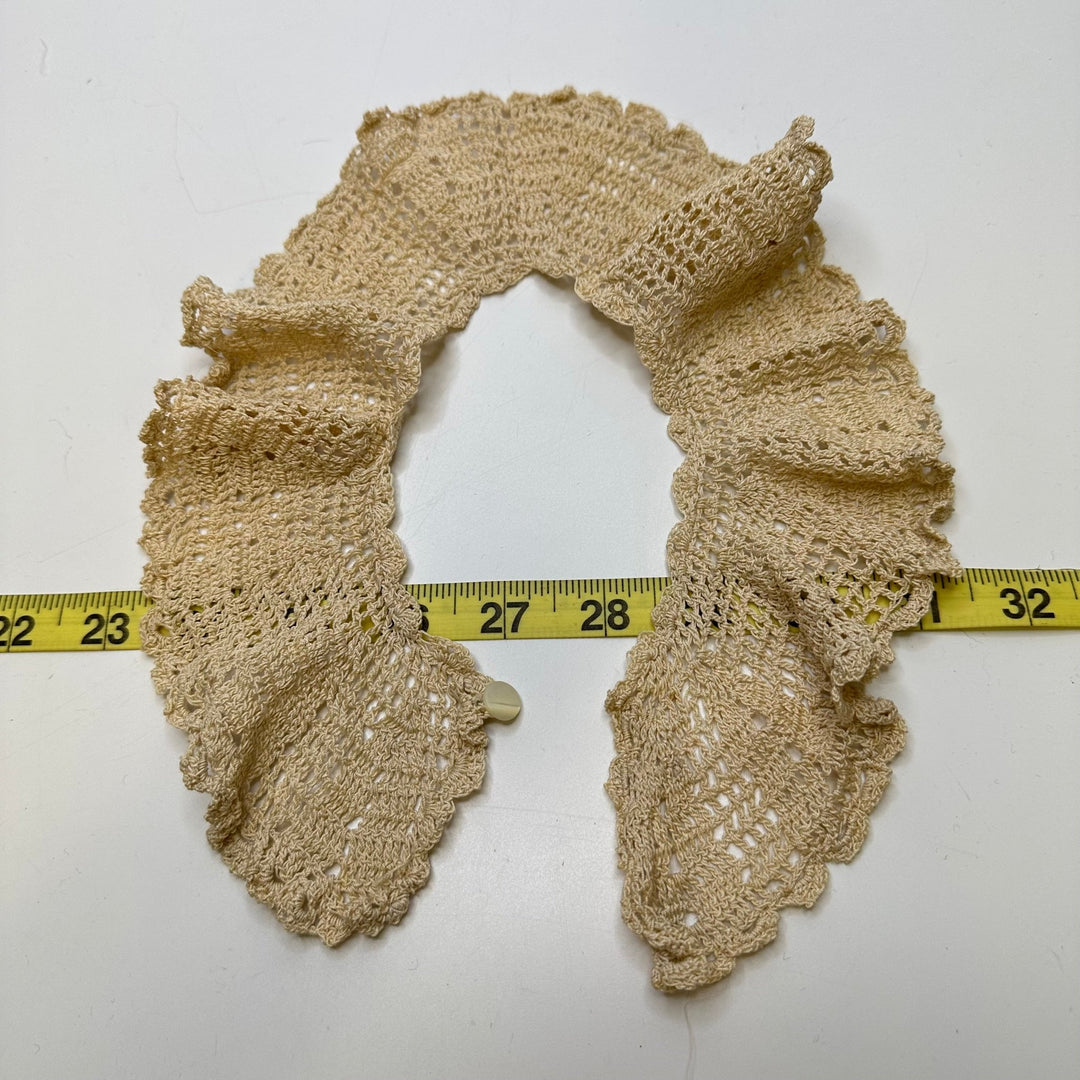 2 ½" (64mm) Vintage/Collar Lace Trim - Light Beige - 0.35M Bundle - True Deadstock supplies Fabric by private - Sustainable Textile | FABCYCLE
