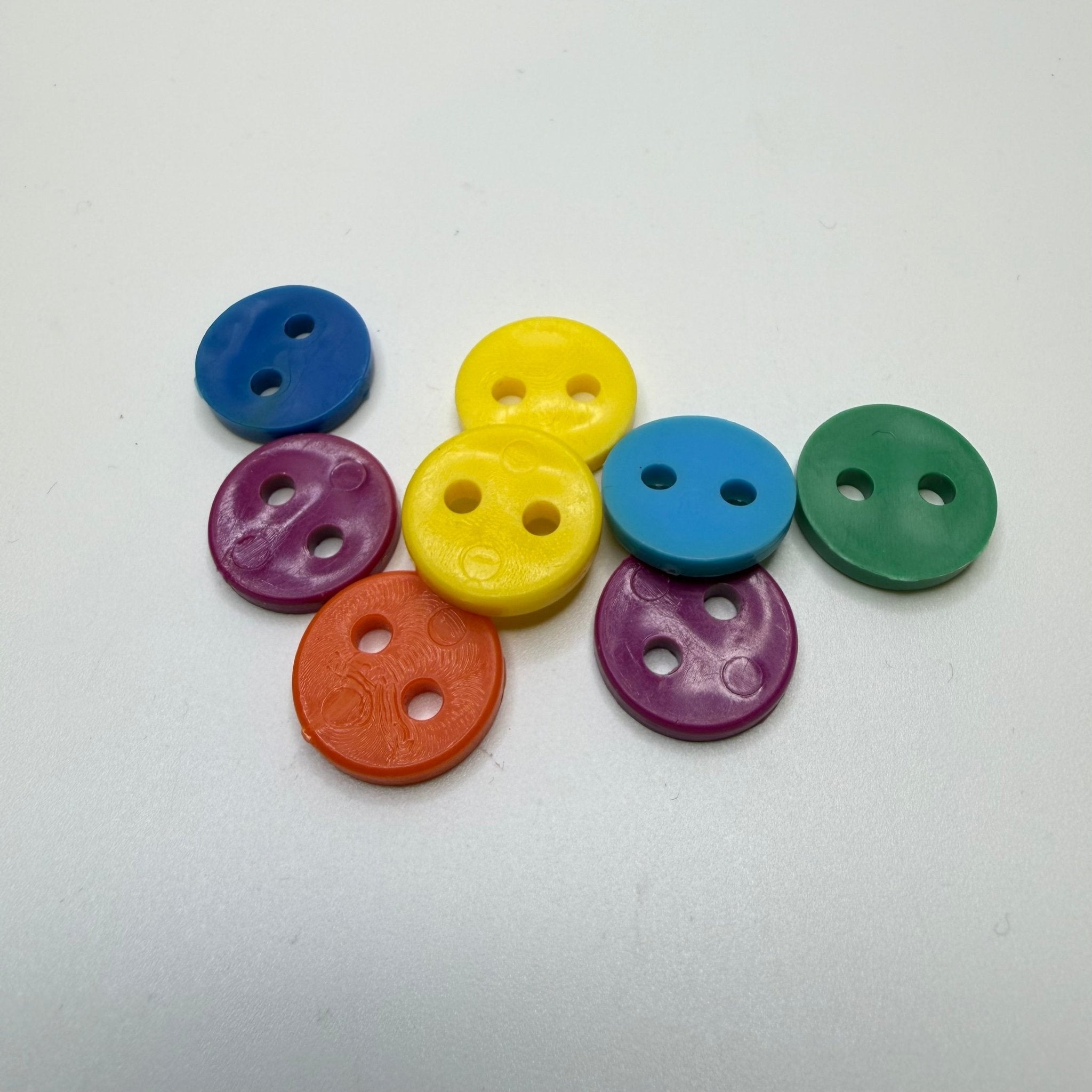 2-hole-button-15mm-plastic-multi-8-pack-true-deadstock-supplies-fabric ...