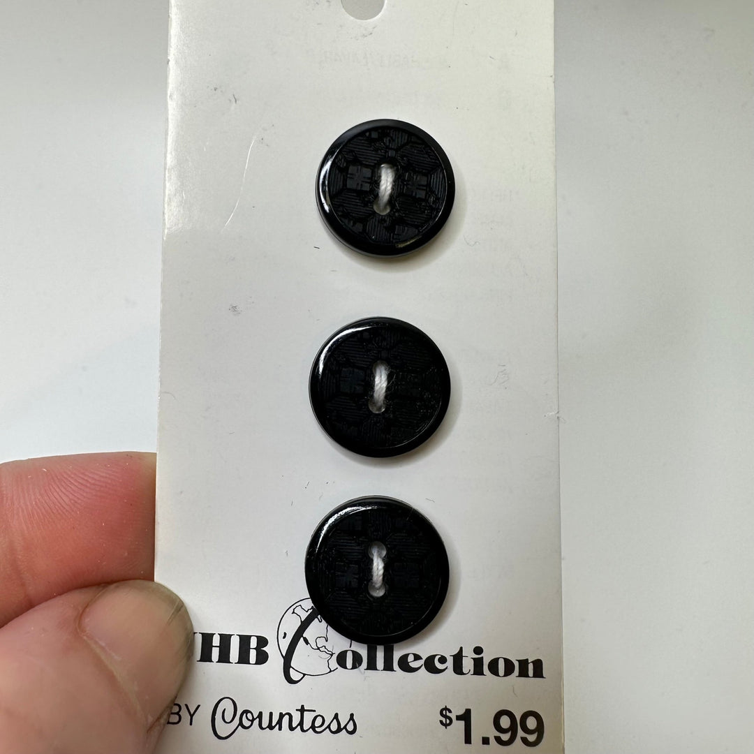 2 Hole Button - 18MM Plastic - Black - 3 Pack - True Deadstock supplies Fabric by private - Sustainable Textile | FABCYCLE