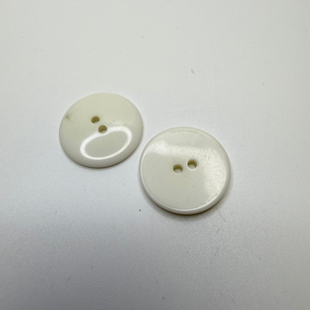 2 Hole Button - 20MM Plastic - White - 2 Pack - True Deadstock supplies Fabric by private - Sustainable Textile | FABCYCLE