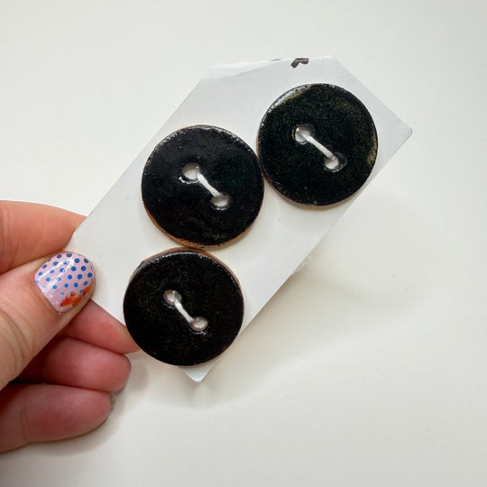 2 Hole Button - 30MM - Dark Brown - 3 Pack - True Deadstock supplies Fabric by private - Sustainable Textile | FABCYCLE