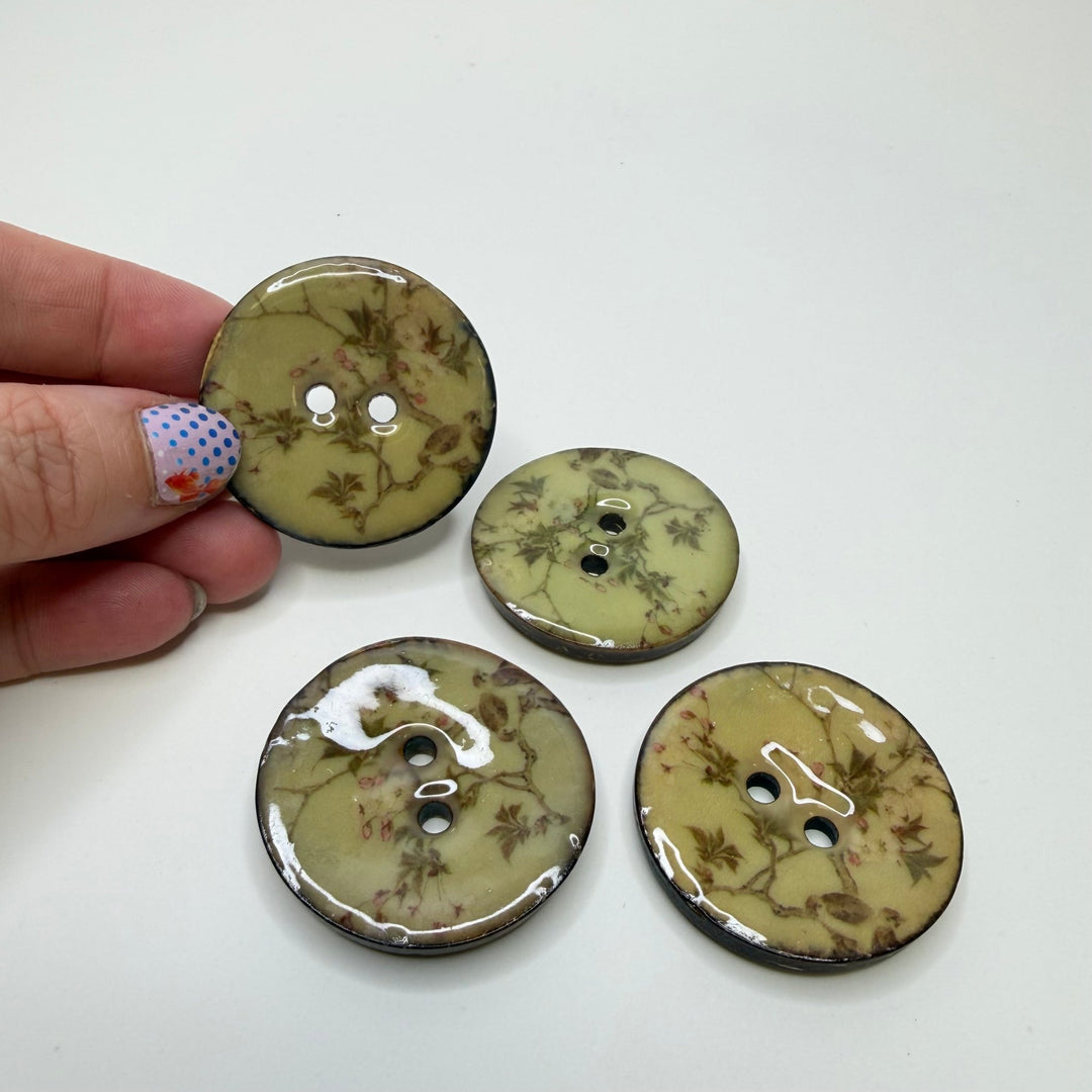 2 Hole Button - 40MM Plastic - Green Multi - True Deadstock supplies Fabric by private - Sustainable Textile | FABCYCLE