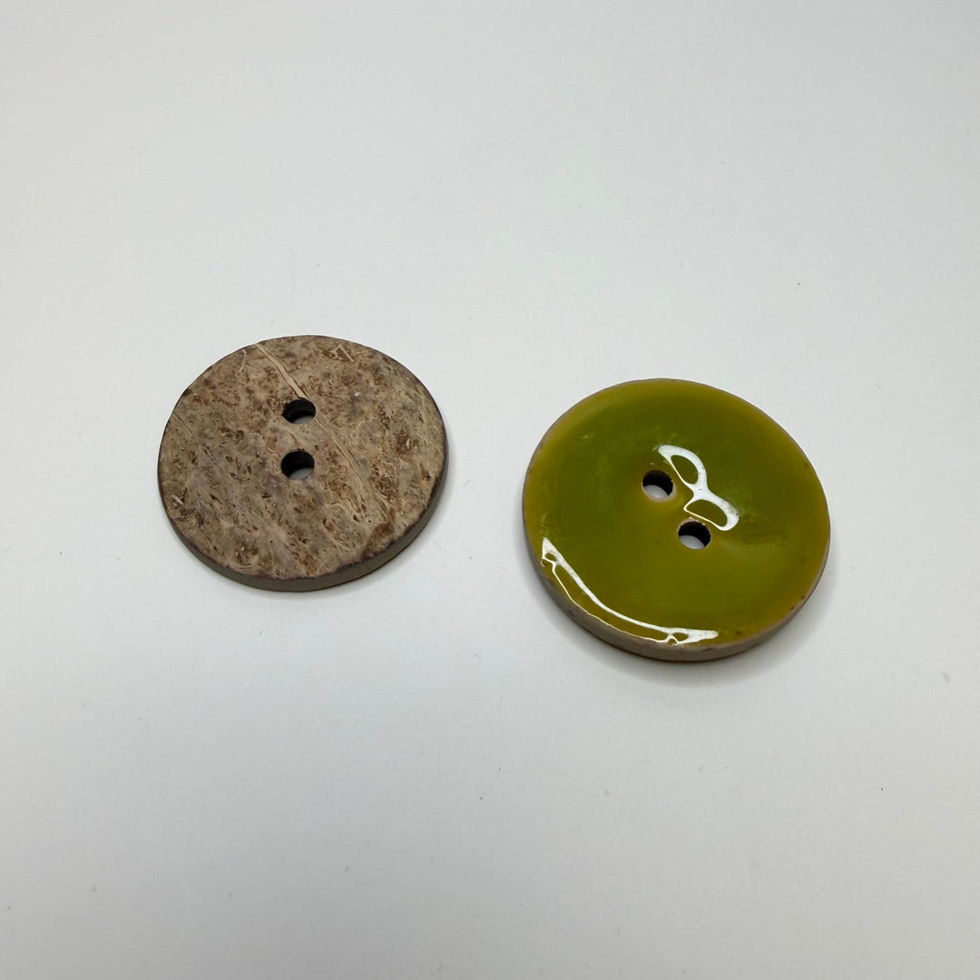 2 Hole Button - 40MM Plastic - Green - True Deadstock supplies Fabric by private - Sustainable Textile | FABCYCLE