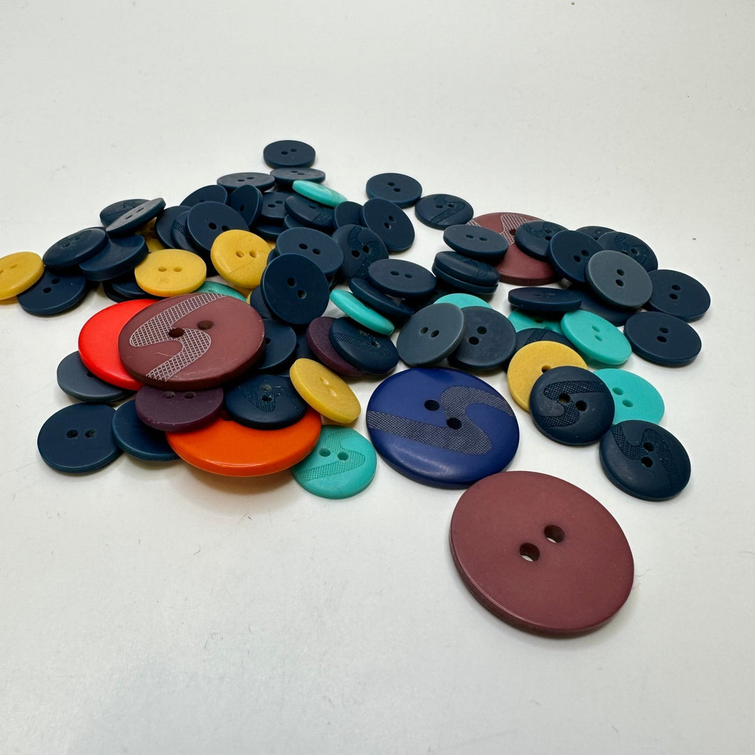2 Hole Button - Plastic - Multi - 33 Pack - True Deadstock supplies Fabric by private - Sustainable Textile | FABCYCLE