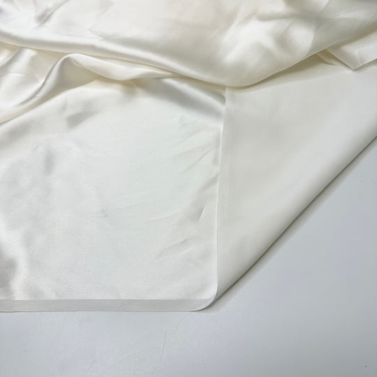 Princess Leia - Charmeuse Silk Woven - White - 2.5M Bundle