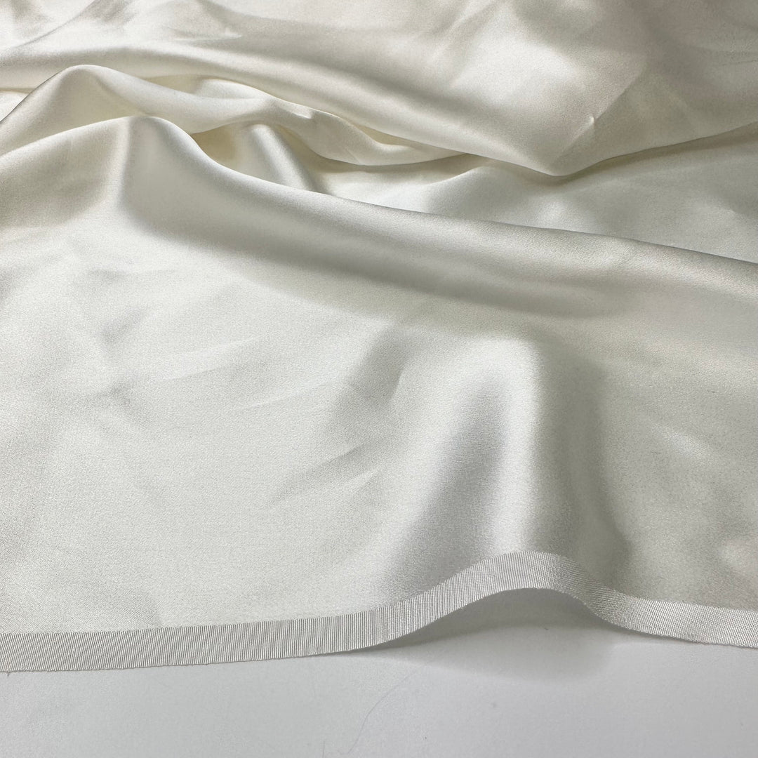 Princess Leia - Charmeuse Silk Woven - White - 2.5M Bundle