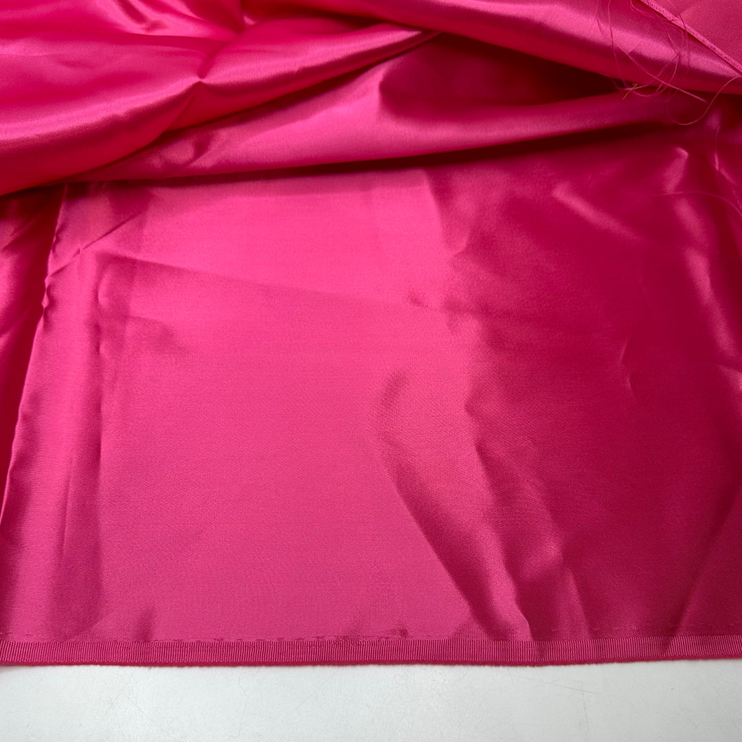 Hot Stuff - Sateen Polyester Blend Woven - Pink - 2.5M Bundle