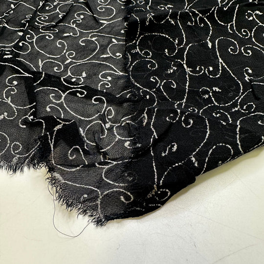 Graffiti In The Garden - Cotton Blend Woven - Black/Silver Floral - 1.9M Bundle