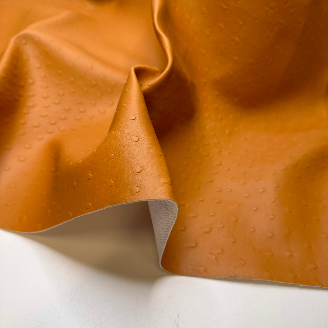 Goosebumps - Waterproof Vinyl PVC Blend Woven - Light Brown - 0.7M Bundle