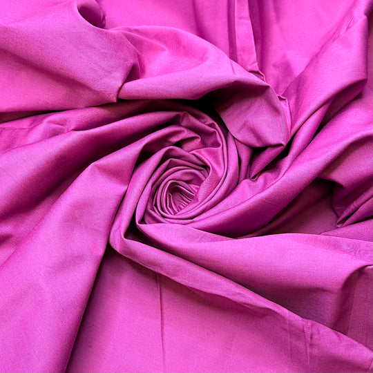 Picking Fresh Berries - Cotton Blend Woven - Dark Pink - 1.35M Bundle