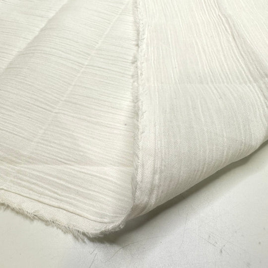 Winter Vacation - Crinkle Cotton Blend Woven - White - 1.1M Bundle