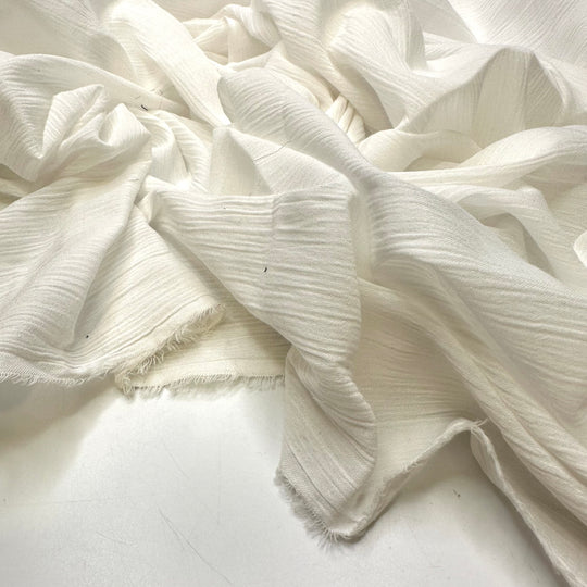Winter Vacation - Crinkle Cotton Blend Woven - White - 1.1M Bundle
