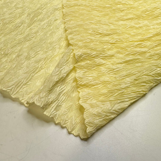 Working On My Tan - Polyester Blend Woven - Light Yellow Floral - 1.6M Bundle