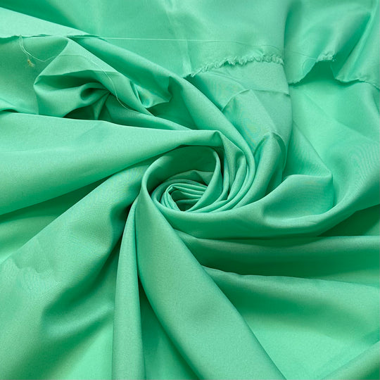 Going To The Aquarium - Polyester Blend Woven - Light Green - 2.1M Bundle