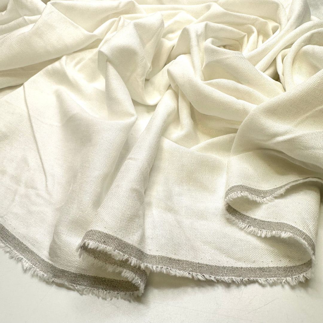 Follow The Itinerary - Cotton Blend Woven - White - 1.1M Bundle